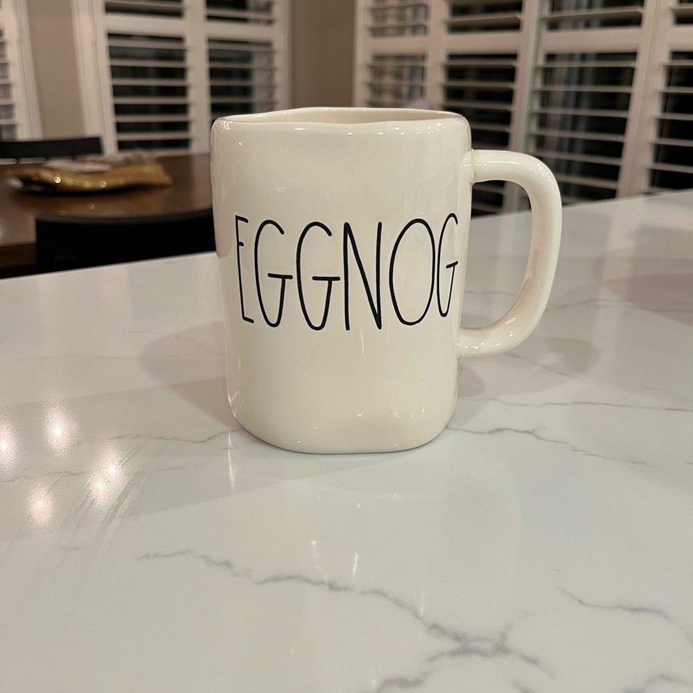 Rae Dunn mug 22oz